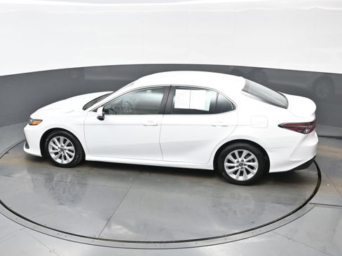 Used 2024 Toyota Camry LE image 35