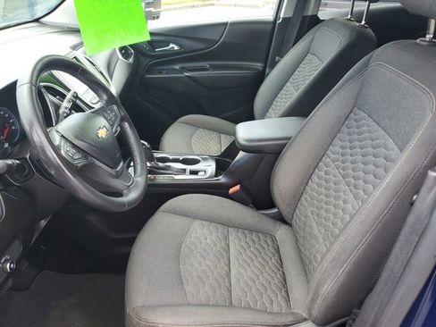 Used 2019 Chevrolet Equinox LT FWD image 17