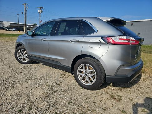 Used 2024 Ford Edge SEL AWD/4WD image 5