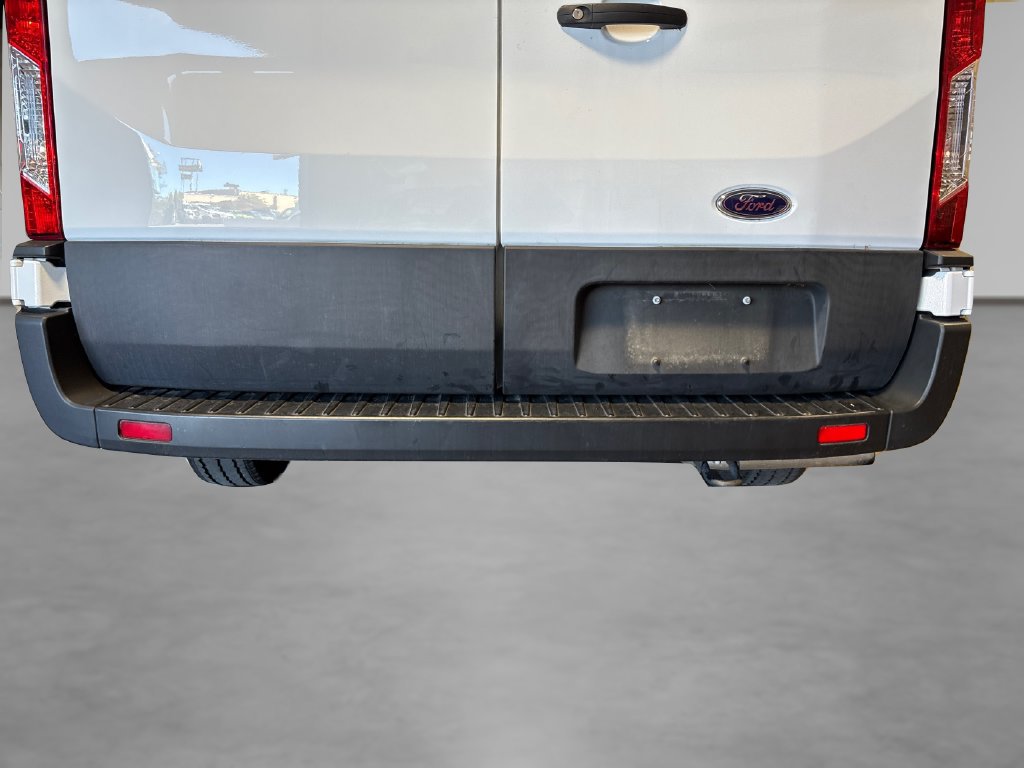 Used 2022 Ford Transit 250 Medium Roof RWD image 15