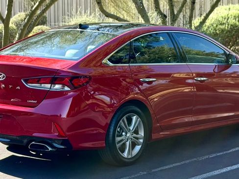 Used 2019 Hyundai Sonata Limited w/ Ultimate Package 04 FWD image 8