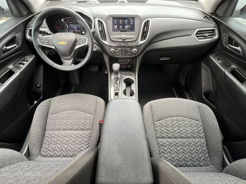 Used 2023 Chevrolet Equinox LT FWD image 11