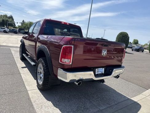 Used 2017 RAM 1500 Laramie AWD/4WD image 7