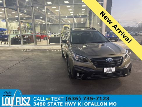 Used 2020 Subaru Outback Onyx Edition XT w/ Popular Package #2 image 1
