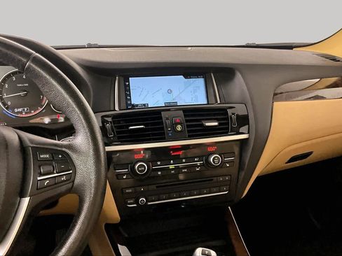 Used 2017 BMW X3 sDrive28i RWD image 6