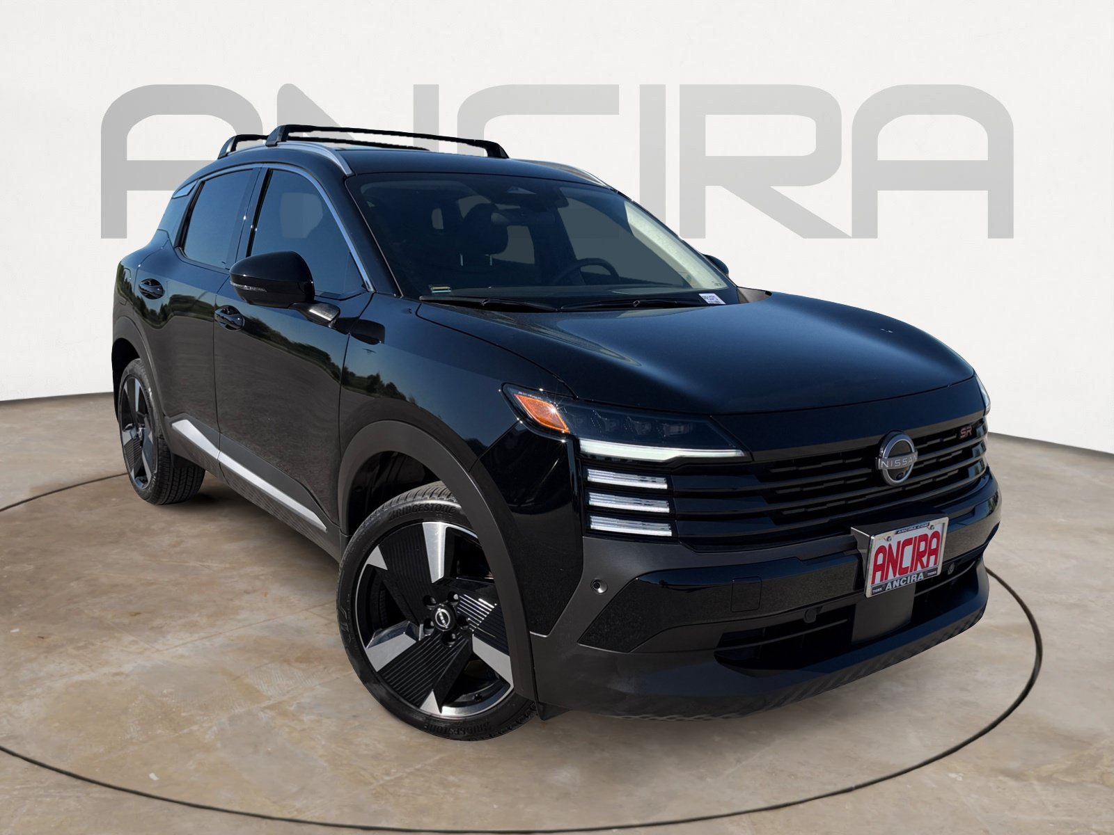 Used 2026 Nissan Kicks SR FWD image 4