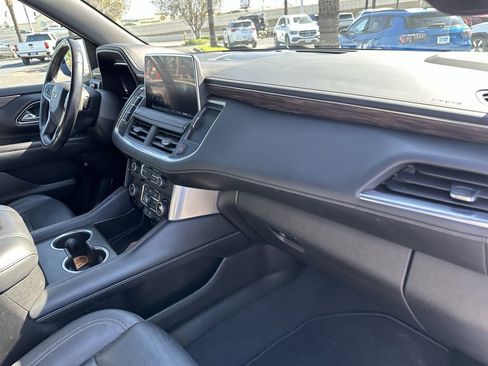 Used 2022 Chevrolet Tahoe LT w/ Luxury Package image 24