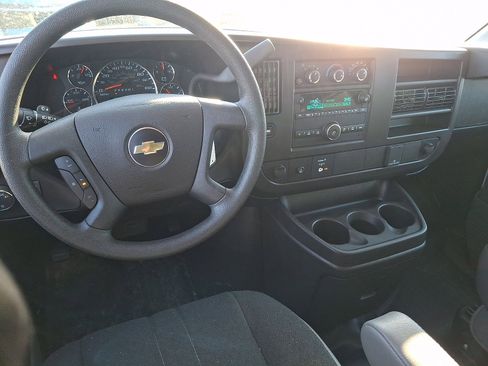 Used 2024 Chevrolet Express 2500 w/ Driver Convenience Package image 8
