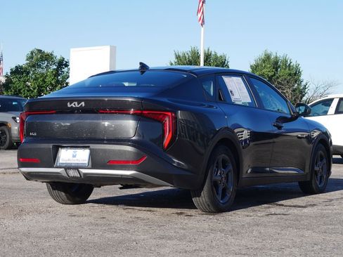 Used 2025 Kia K4 FWD image 16