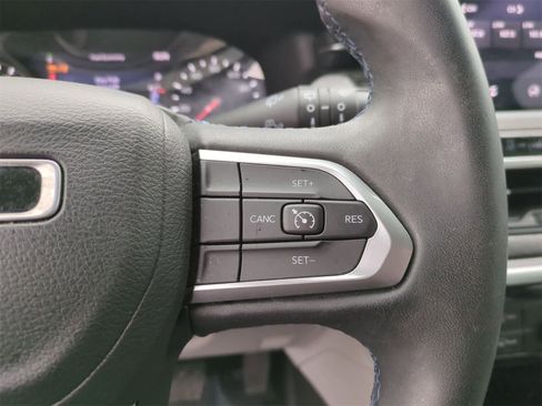 Certified 2022 Jeep Compass Latitude image 24