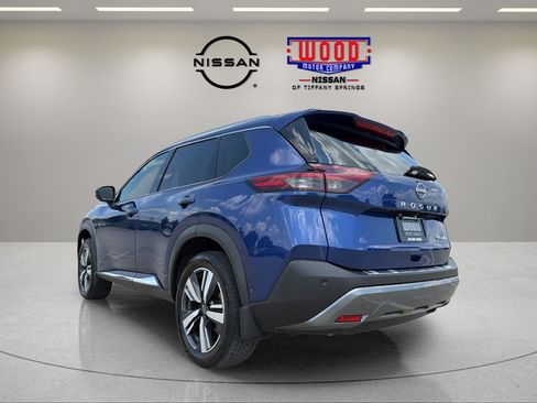 Certified 2023 Nissan Rogue SL w/ SL Premium Package AWD/4WD image 4