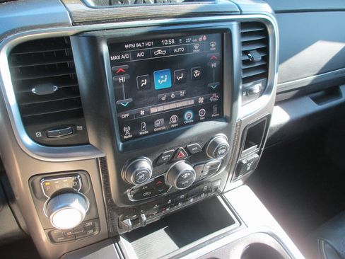 Used 2017 RAM 1500 Limited image 30