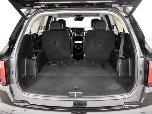 Certified 2023 Kia Sorento EX AWD/4WD image 7
