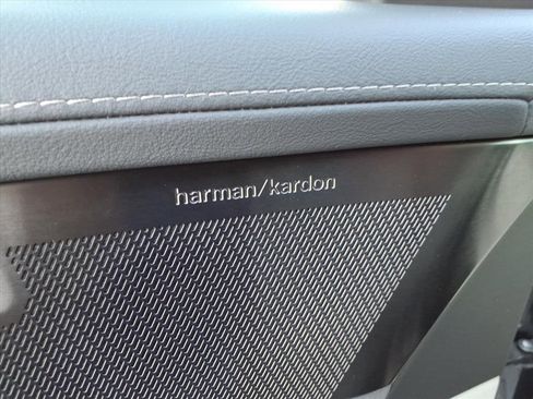 New 2026 Volvo XC90 T8 Ultra w/ Protection Package Premier image 16