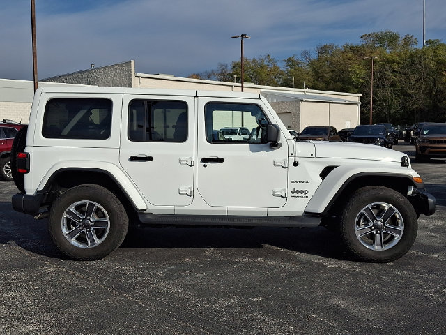 Used 2021 Jeep Wrangler Unlimited Sahara AWD/4WD image 8