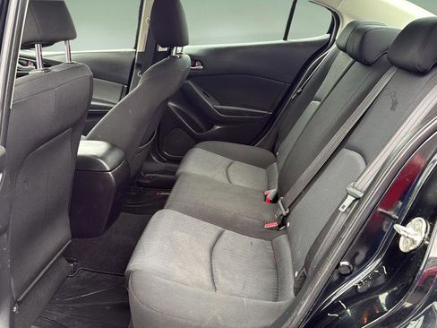 Used 2016 MAZDA MAZDA3 i Sport FWD image 14