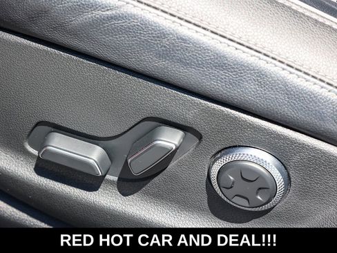 Used 2023 Genesis GV70 2.5T w/ Advanced Package AWD/4WD image 23
