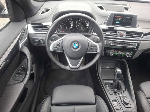 Used 2018 BMW X1 xDrive28i w/ Convenience Package AWD/4WD image 12