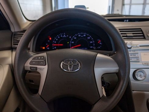 Used 2011 Toyota Camry LE w/ LE Extra-Value Pkg image 11