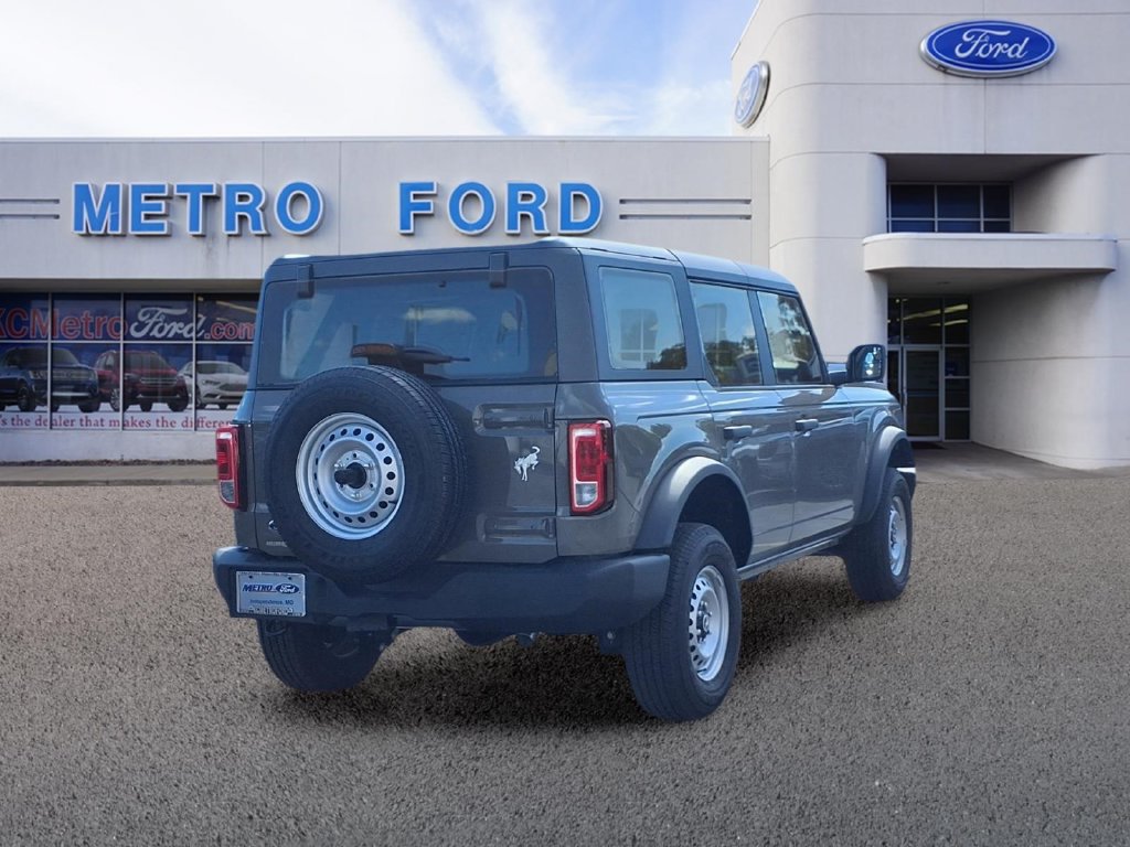 Used 2025 Ford Bronco 4-Door AWD/4WD image 5