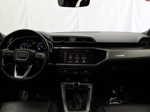 Used 2021 Audi Q3 2.0T Premium w/ Convenience Package AWD/4WD image 23
