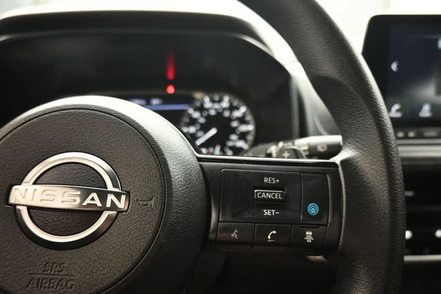 Used 2023 Nissan Rogue SV FWD image 16