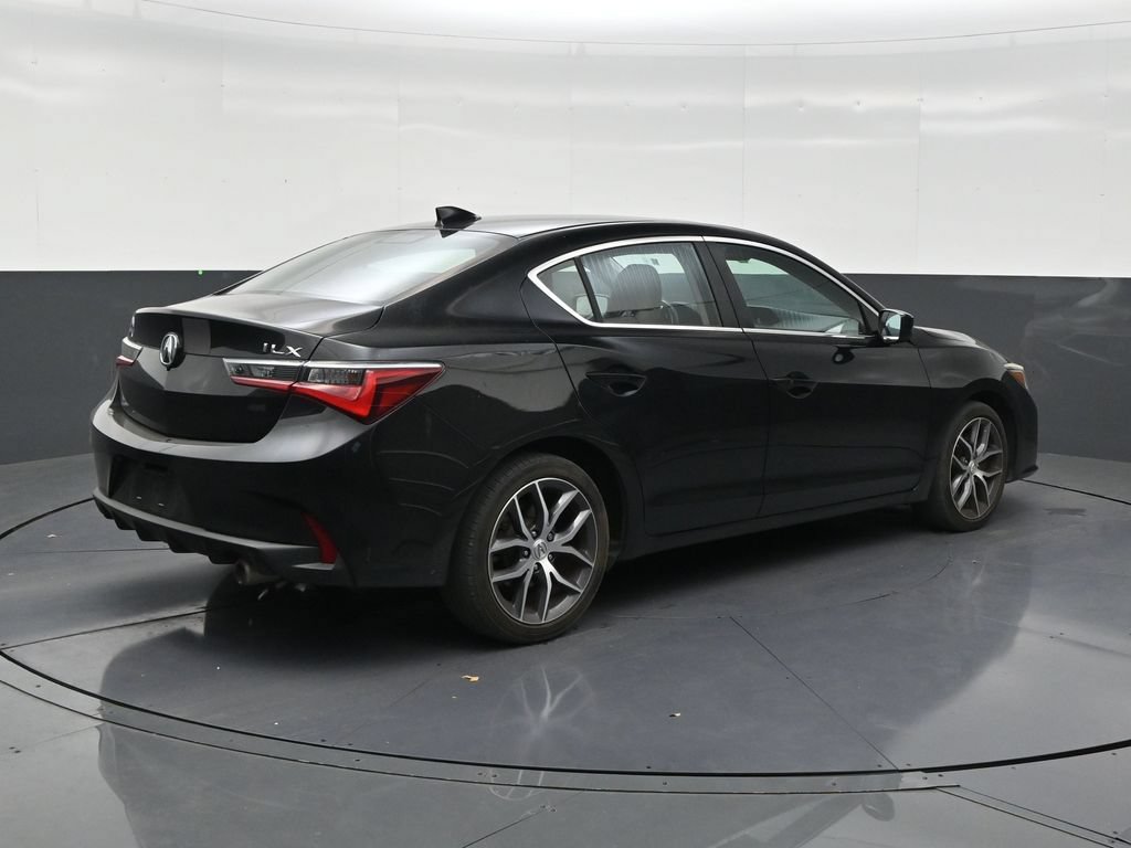 Used 2019 Acura ILX w/ Premium Package FWD image 5