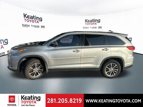 Used 2019 Toyota Highlander XLE image 6