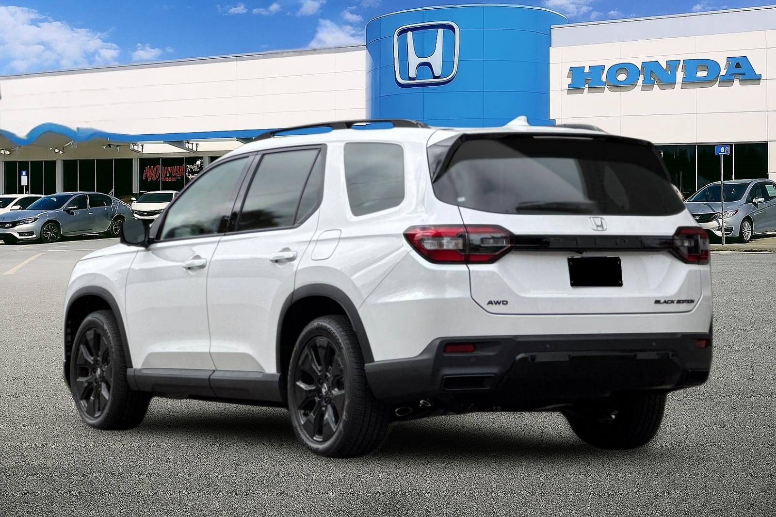 New 2026 Honda Pilot Black Edition image 3