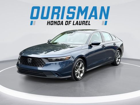 Used 2023 Honda Accord EX image 1