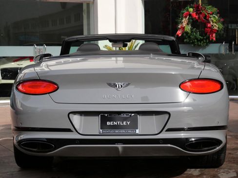 Used 2022 Bentley Continental GT Speed image 11