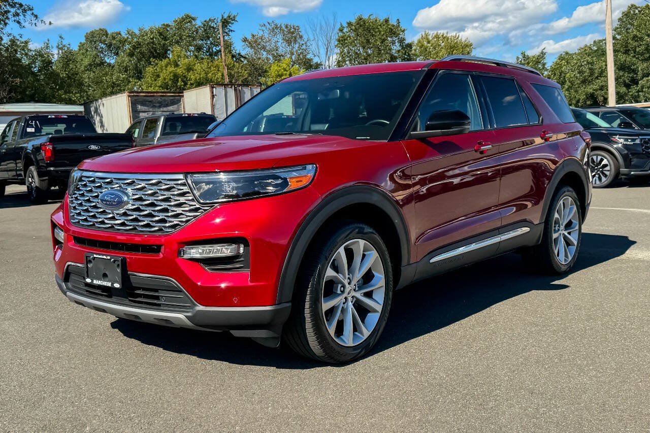 Used 2023 Ford Explorer Platinum w/ Technology Package AWD/4WD image 7