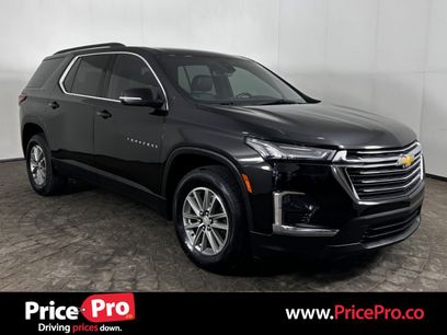 Used 2023 Chevrolet Traverse LT