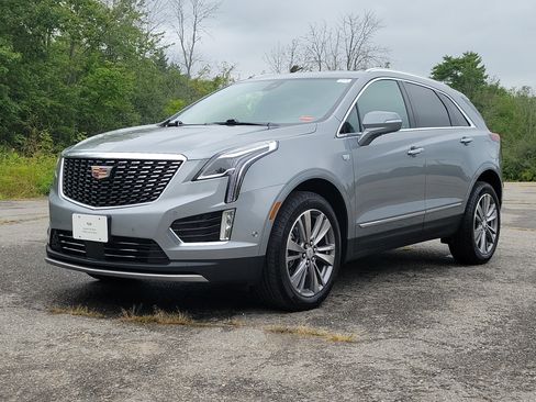 Certified 2025 Cadillac XT5 Premium Luxury w/ Technology Package AWD/4WD image 1