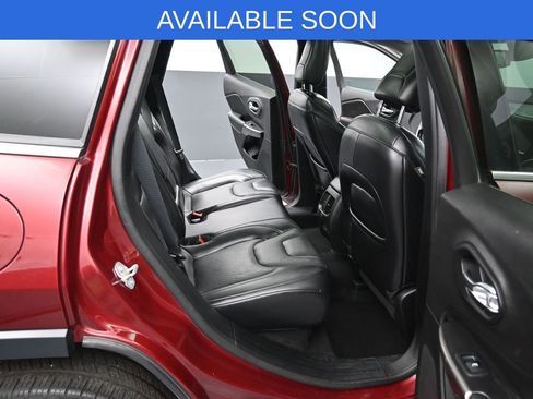 Used 2021 Jeep Cherokee Latitude Lux w/ Sun & Sound Group image 33