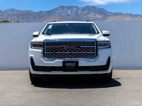 Used 2021 GMC Acadia Denali w/ Denali Ultimate Package AWD/4WD image 4