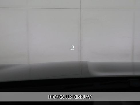 Used 2025 Mitsubishi Outlander AWD image 7