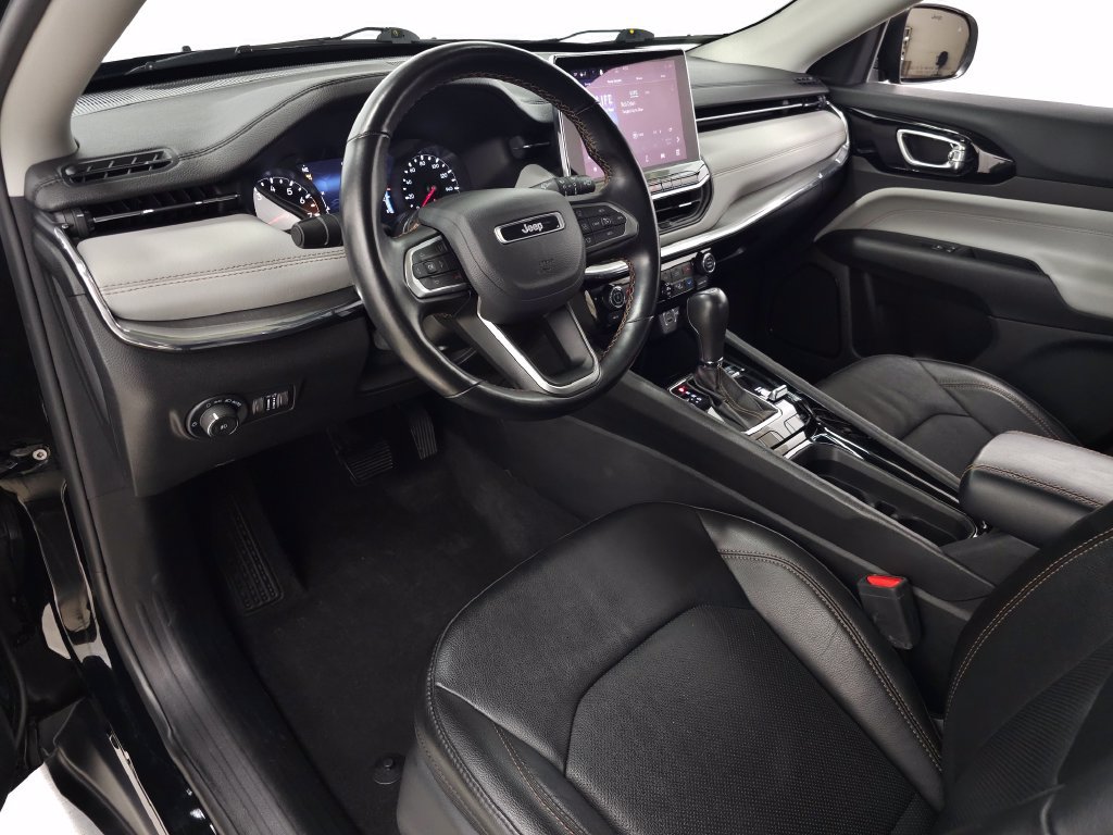 Used 2022 Jeep Compass Limited AWD/4WD image 13