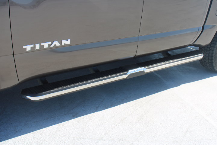 Used 2017 Nissan Titan SV RWD image 11