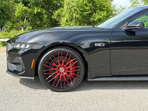 Used 2024 Ford Mustang GT Premium RWD image 5