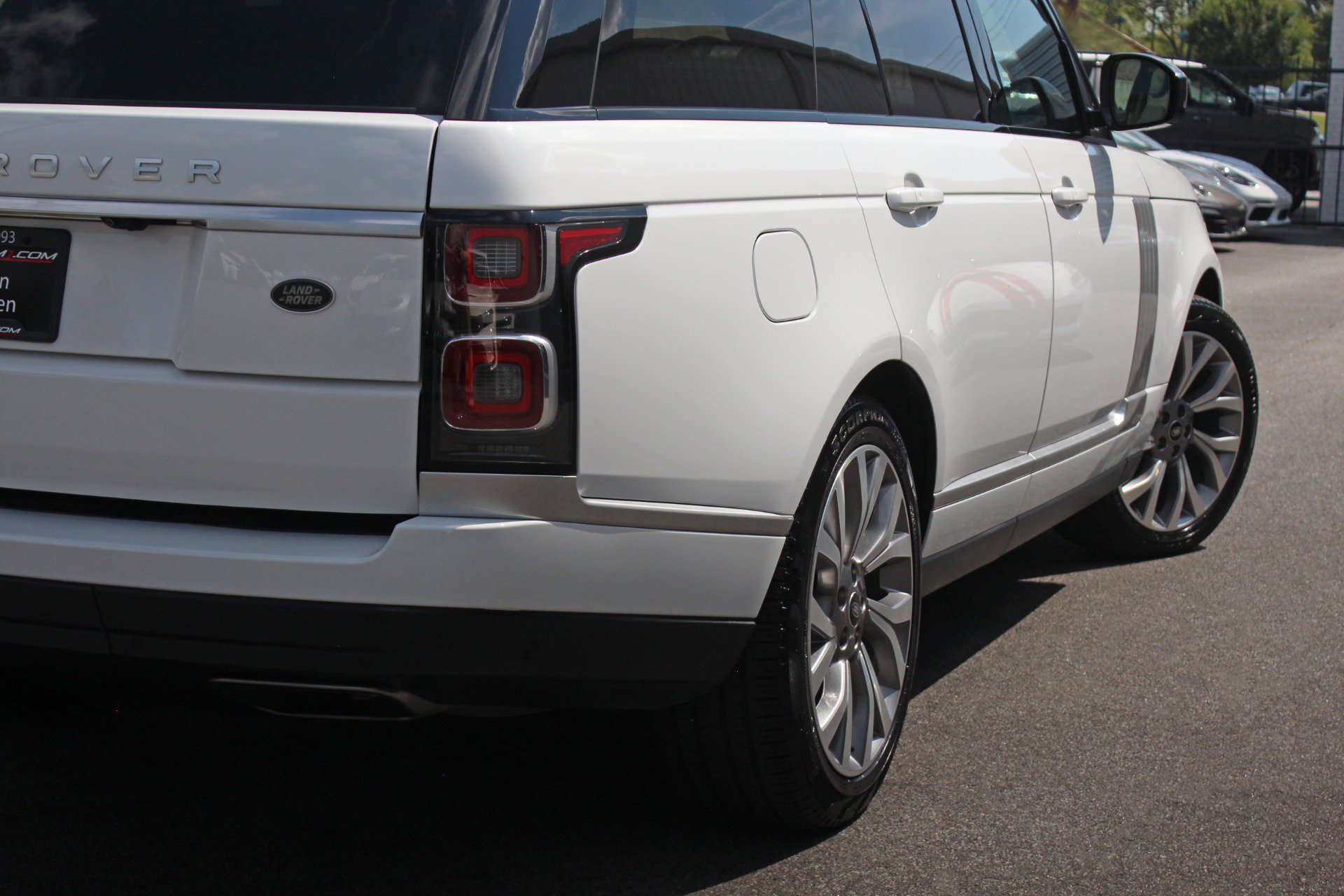 Used 2022 Land Rover Range Rover P525 Westminster Edition AWD/4WD image 15