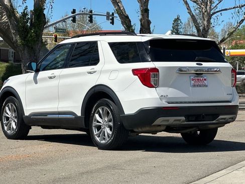 Used 2023 Ford Explorer XLT w/ Equipment Group 202A AWD/4WD image 6
