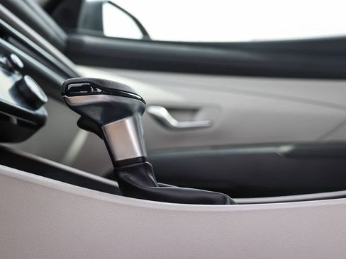 Certified 2025 Hyundai Tucson SEL image 18