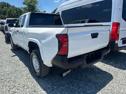 Used 2025 Toyota Tacoma SR RWD image 4