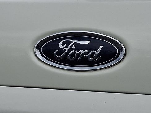 Used 2021 Ford EcoSport SE w/ SE Convenience Package AWD/4WD image 28