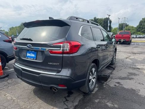 Used 2023 Subaru Ascent Premium w/ Convenience Package AWD/4WD image 2