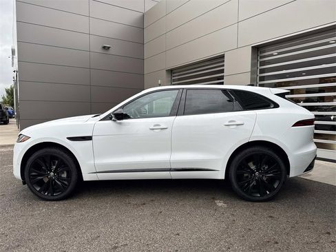 New 2026 Jaguar F-PACE R-Dynamic S image 4