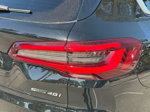 Used 2022 BMW X5 sDrive40i w/ Parking Assistance Package image 29