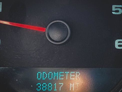 Used 2011 Chevrolet Silverado 1500 W/T AWD/4WD image 3