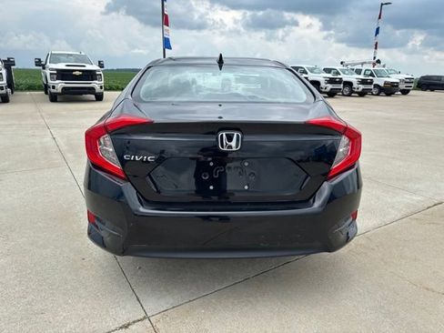 Used 2017 Honda Civic EX image 5